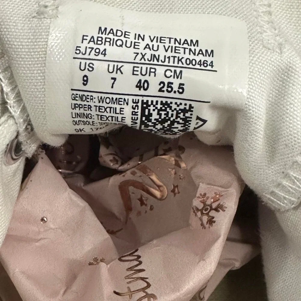 N/A gray converse